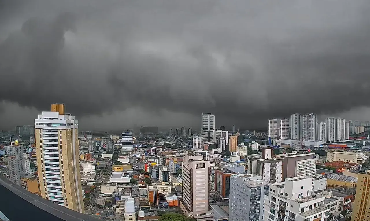 A imagem mostra áreas de instabilidades na área de Osasco